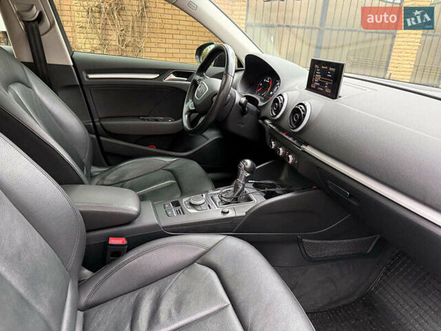 Чорний Ауді А3, об'ємом двигуна 1.6 л та пробігом 129 тис. км за 16490 $, фото 21 на Automoto.ua