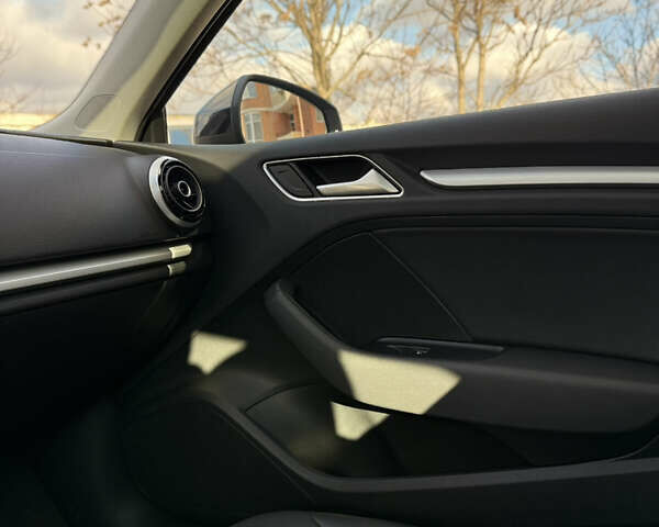 Черный Ауди А3, объемом двигателя 1.6 л и пробегом 15 тыс. км за 19500 $, фото 27 на Automoto.ua