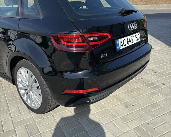 Черный Ауди А3, объемом двигателя 1.4 л и пробегом 111 тыс. км за 17200 $, фото 9 на Automoto.ua