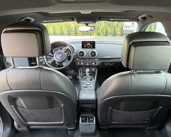 Черный Ауди А3, объемом двигателя 1.4 л и пробегом 111 тыс. км за 17200 $, фото 47 на Automoto.ua