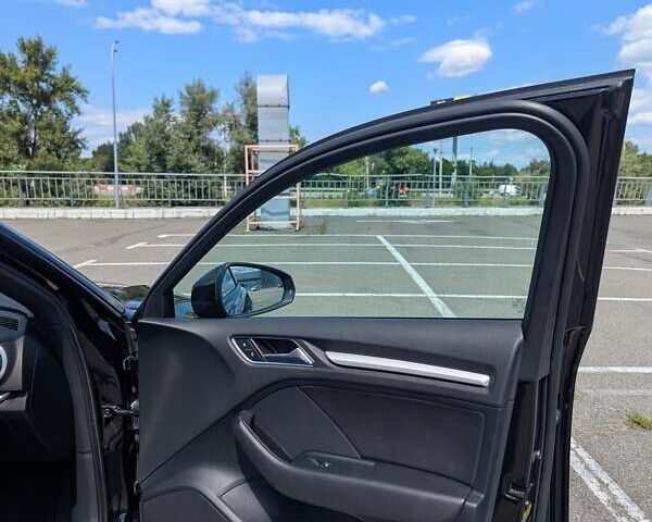 Черный Ауди А3, объемом двигателя 1.4 л и пробегом 180 тыс. км за 14100 $, фото 10 на Automoto.ua