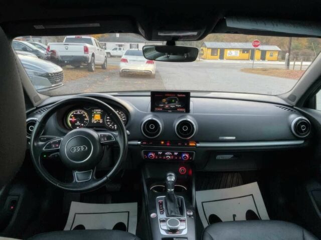 Чорний Ауді А3, об'ємом двигуна 1.4 л та пробігом 77 тис. км за 10500 $, фото 7 на Automoto.ua