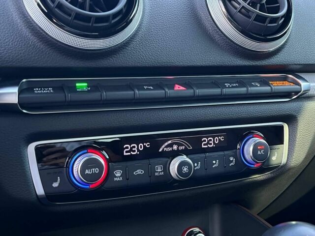 Чорний Ауді А3, об'ємом двигуна 1.4 л та пробігом 89 тис. км за 16000 $, фото 12 на Automoto.ua