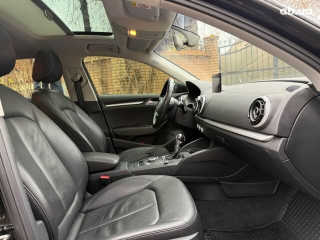 Чорний Ауді А3, об'ємом двигуна 1.6 л та пробігом 129 тис. км за 16490 $, фото 22 на Automoto.ua