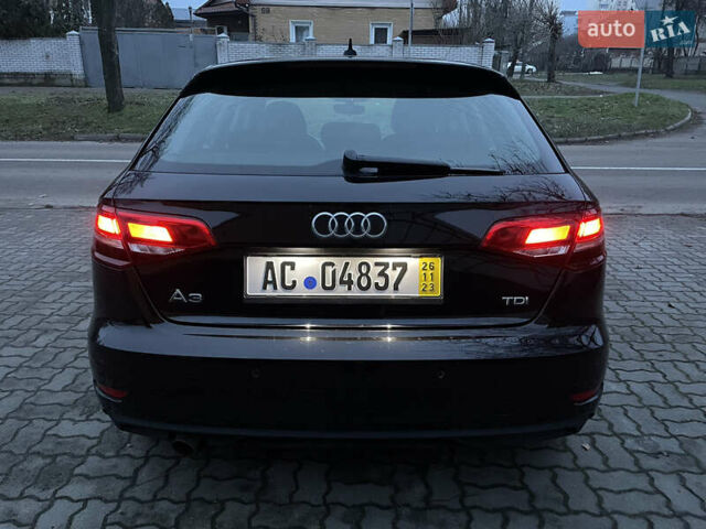 Черный Ауди А3, объемом двигателя 1.6 л и пробегом 150 тыс. км за 15300 $, фото 7 на Automoto.ua