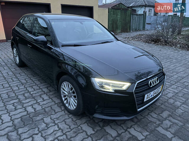 Черный Ауди А3, объемом двигателя 1.6 л и пробегом 150 тыс. км за 15300 $, фото 10 на Automoto.ua