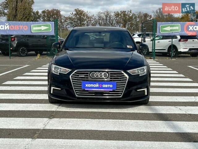 Черный Ауди А3, объемом двигателя 1.4 л и пробегом 171 тыс. км за 16500 $, фото 1 на Automoto.ua