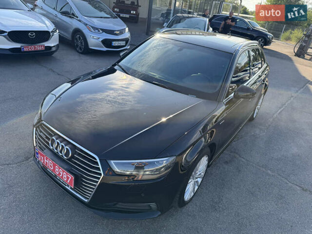 Черный Ауди А3, объемом двигателя 0 л и пробегом 200 тыс. км за 17000 $, фото 11 на Automoto.ua