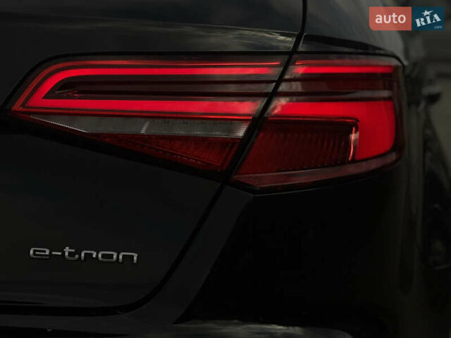 Черный Ауди А3, объемом двигателя 1.4 л и пробегом 92 тыс. км за 16700 $, фото 20 на Automoto.ua