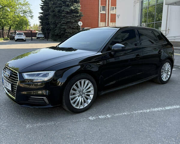 Черный Ауди А3, объемом двигателя 1.4 л и пробегом 100 тыс. км за 17700 $, фото 2 на Automoto.ua