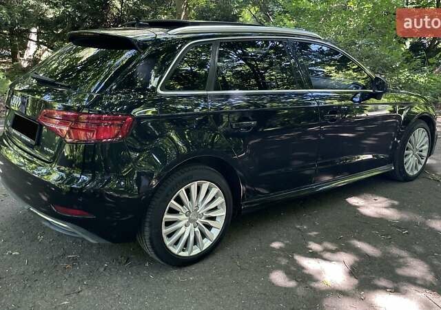 Черный Ауди А3, объемом двигателя 1.4 л и пробегом 166 тыс. км за 17900 $, фото 8 на Automoto.ua