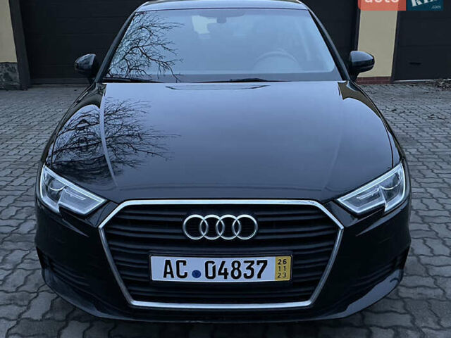 Черный Ауди А3, объемом двигателя 1.6 л и пробегом 150 тыс. км за 15300 $, фото 2 на Automoto.ua