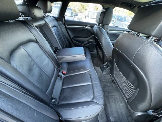 Черный Ауди А3, объемом двигателя 0 л и пробегом 200 тыс. км за 17000 $, фото 21 на Automoto.ua