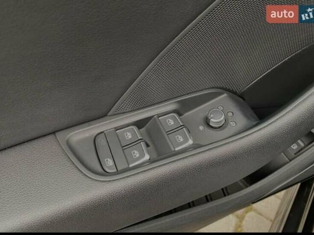 Черный Ауди А3, объемом двигателя 1.4 л и пробегом 107 тыс. км за 18000 $, фото 12 на Automoto.ua