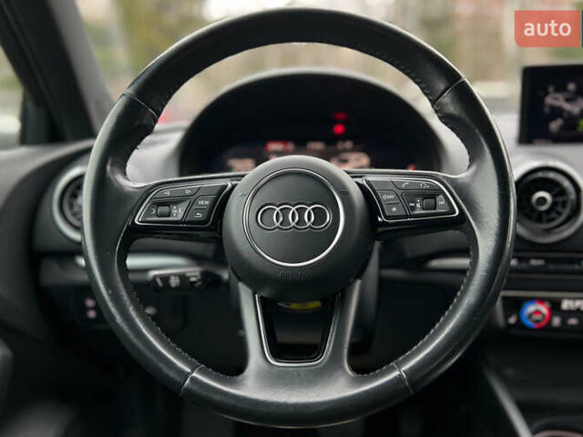 Черный Ауди А3, объемом двигателя 1.97 л и пробегом 260 тыс. км за 16300 $, фото 9 на Automoto.ua