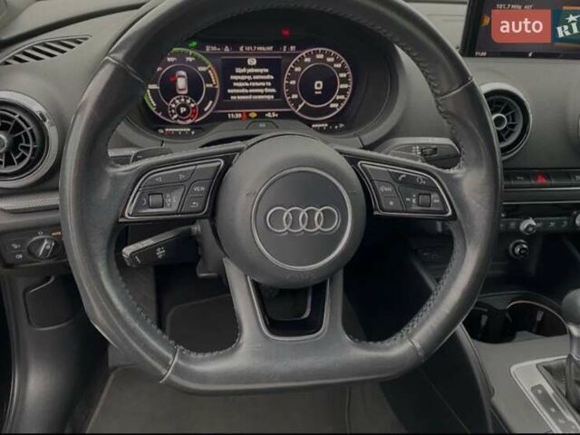 Черный Ауди А3, объемом двигателя 1.4 л и пробегом 107 тыс. км за 18000 $, фото 13 на Automoto.ua