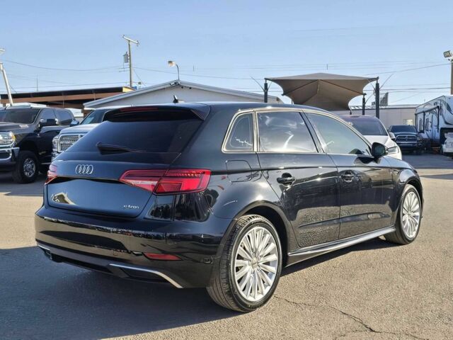 Ауди А3 2018 в Ровно на Automoto.ua Черный Ауди А3, объемом двигателя 1.4 л и пробегом 35 тыс. км за 11200 $, фото 3 на Automoto.ua