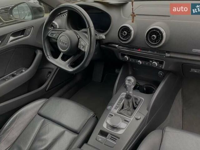 Черный Ауди А3, объемом двигателя 1.4 л и пробегом 107 тыс. км за 18000 $, фото 10 на Automoto.ua
