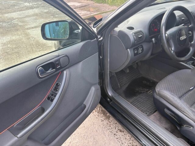 Черный Ауди А3, объемом двигателя 1.6 л и пробегом 3 тыс. км за 2300 $, фото 7 на Automoto.ua