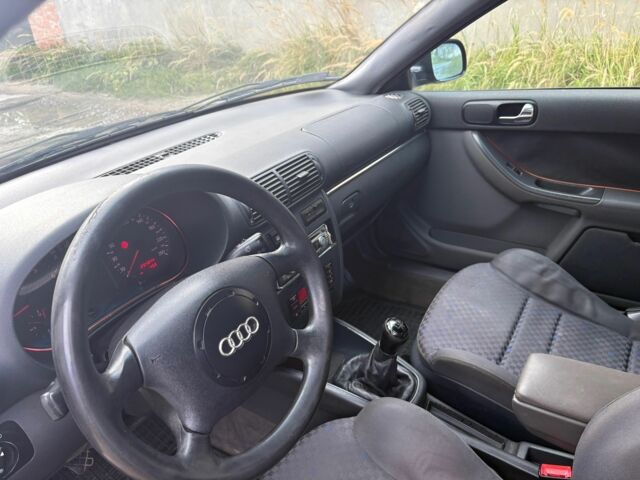 Черный Ауди А3, объемом двигателя 1.6 л и пробегом 3 тыс. км за 2300 $, фото 5 на Automoto.ua