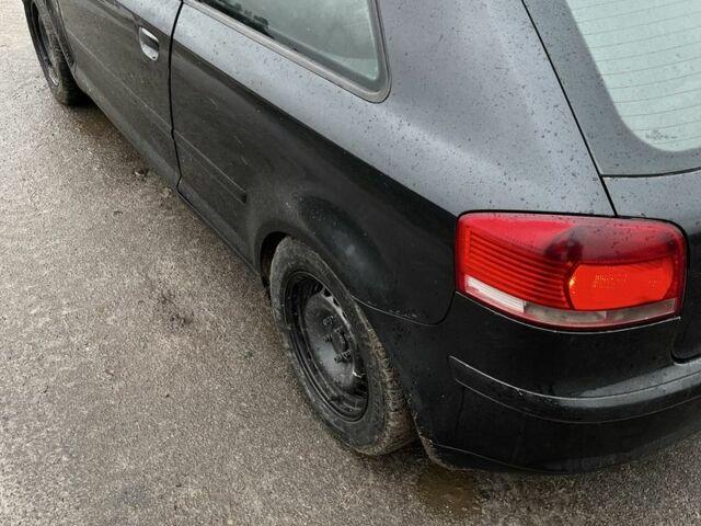 Черный Ауди А3, объемом двигателя 2 л и пробегом 400 тыс. км за 1350 $, фото 4 на Automoto.ua