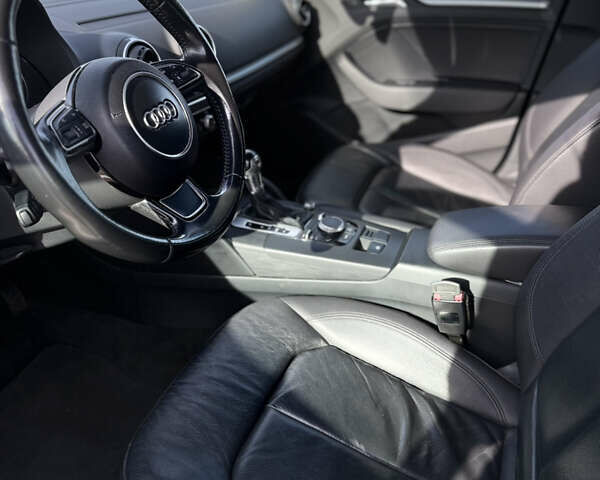 Чорний Ауді А3, об'ємом двигуна 1.8 л та пробігом 182 тис. км за 9450 $, фото 14 на Automoto.ua