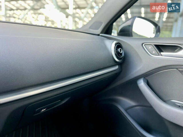 Ауди А3 2014 в Львове на Automoto.ua Черный Ауди А3, объемом двигателя 1.97 л и пробегом 178 тыс. км за 13800 $, фото 28 на Automoto.ua