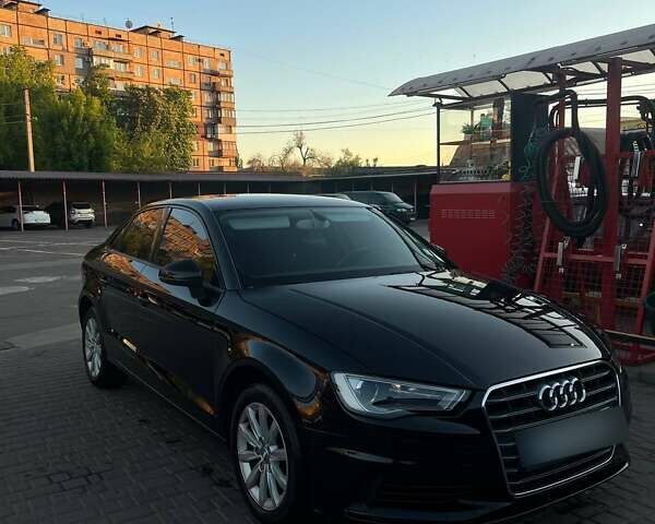 Черный Ауди А3, объемом двигателя 1.4 л и пробегом 153 тыс. км за 11400 $, фото 3 на Automoto.ua