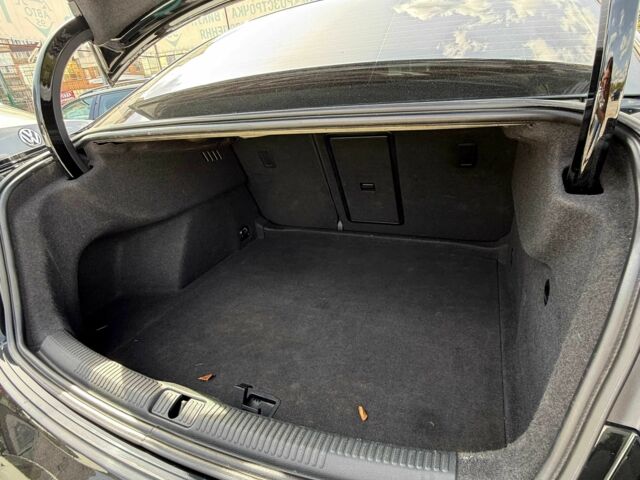 Черный Ауди А3, объемом двигателя 1.8 л и пробегом 188 тыс. км за 13400 $, фото 15 на Automoto.ua