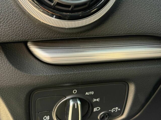 Черный Ауди А3, объемом двигателя 1.8 л и пробегом 188 тыс. км за 13400 $, фото 9 на Automoto.ua