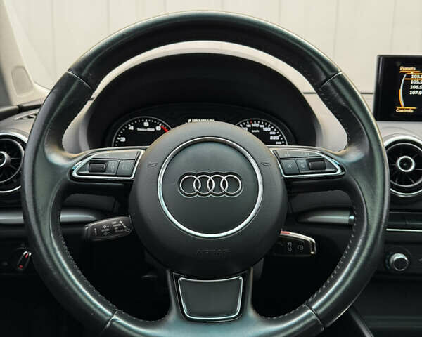 Чорний Ауді А3, об'ємом двигуна 1.8 л та пробігом 231 тис. км за 10900 $, фото 17 на Automoto.ua