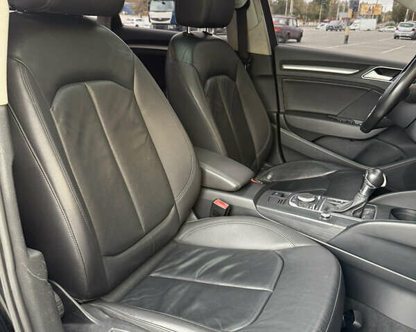 Чорний Ауді А3, об'ємом двигуна 1.8 л та пробігом 231 тис. км за 10900 $, фото 22 на Automoto.ua