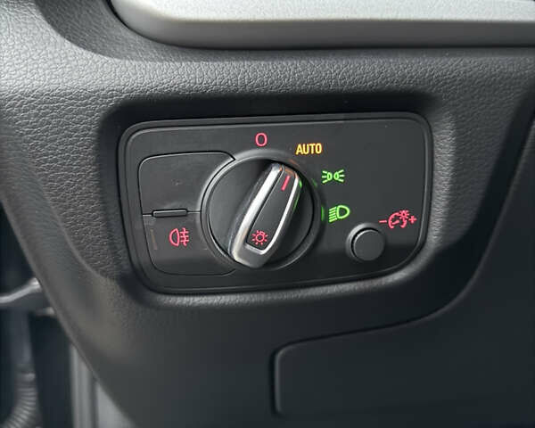 Черный Ауди А3, объемом двигателя 1.8 л и пробегом 231 тыс. км за 10500 $, фото 18 на Automoto.ua