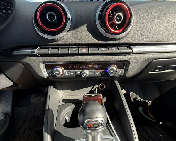 Черный Ауди А3, объемом двигателя 1.98 л и пробегом 105 тыс. км за 15300 $, фото 7 на Automoto.ua