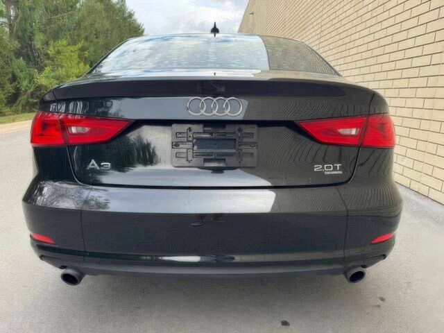 Черный Ауди А3, объемом двигателя 2 л и пробегом 75 тыс. км за 8300 $, фото 6 на Automoto.ua