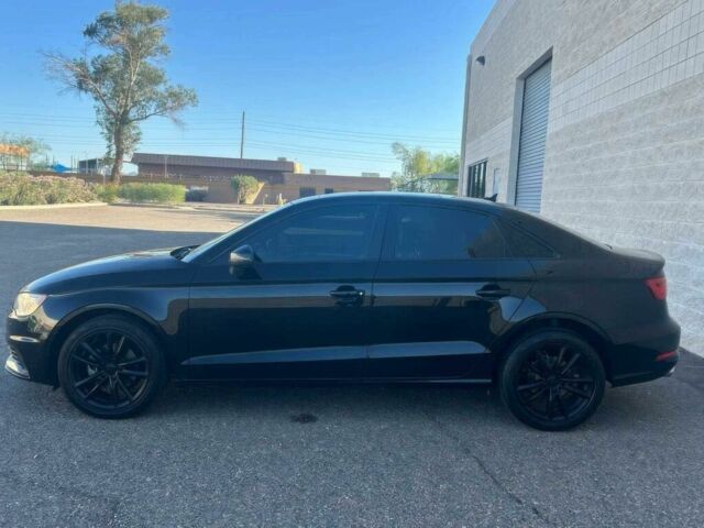 Черный Ауди А3, объемом двигателя 2 л и пробегом 79 тыс. км за 8800 $, фото 2 на Automoto.ua