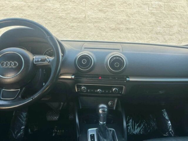 Черный Ауди А3, объемом двигателя 2 л и пробегом 79 тыс. км за 8800 $, фото 6 на Automoto.ua