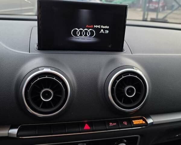 Черный Ауди А3, объемом двигателя 1.8 л и пробегом 153 тыс. км за 13600 $, фото 6 на Automoto.ua