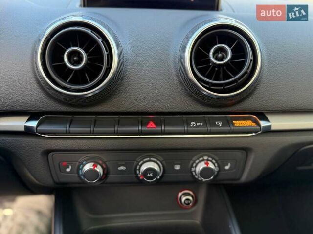 Чорний Ауді А3, об'ємом двигуна 1.8 л та пробігом 165 тис. км за 10999 $, фото 20 на Automoto.ua