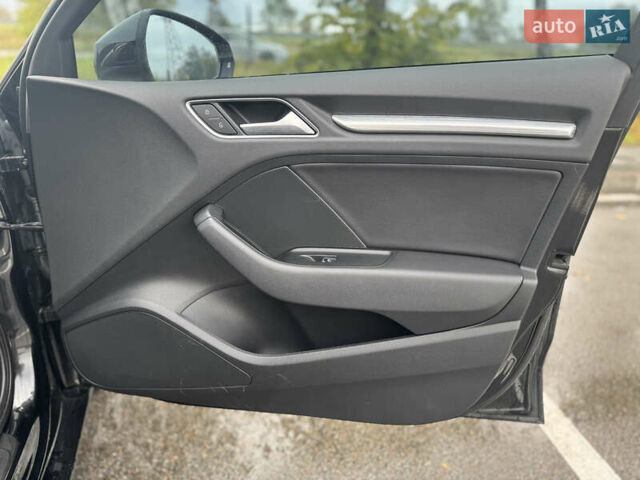 Чорний Ауді А3, об'ємом двигуна 1.8 л та пробігом 203 тис. км за 12999 $, фото 32 на Automoto.ua