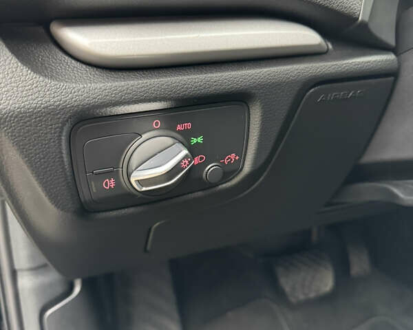 Черный Ауди А3, объемом двигателя 1.8 л и пробегом 135 тыс. км за 12900 $, фото 21 на Automoto.ua