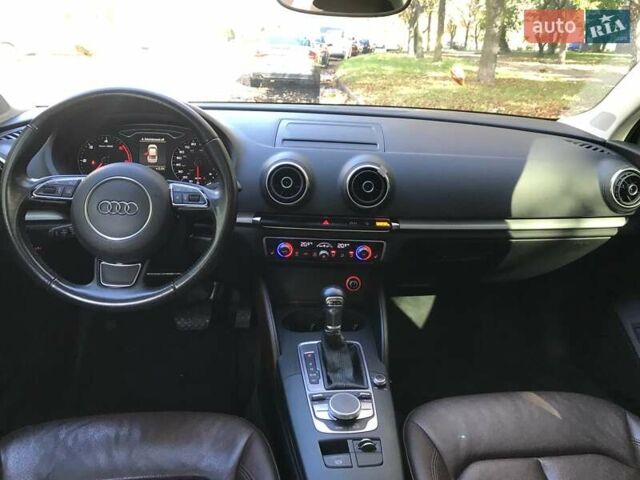Черный Ауди А3, объемом двигателя 2 л и пробегом 65 тыс. км за 18300 $, фото 4 на Automoto.ua