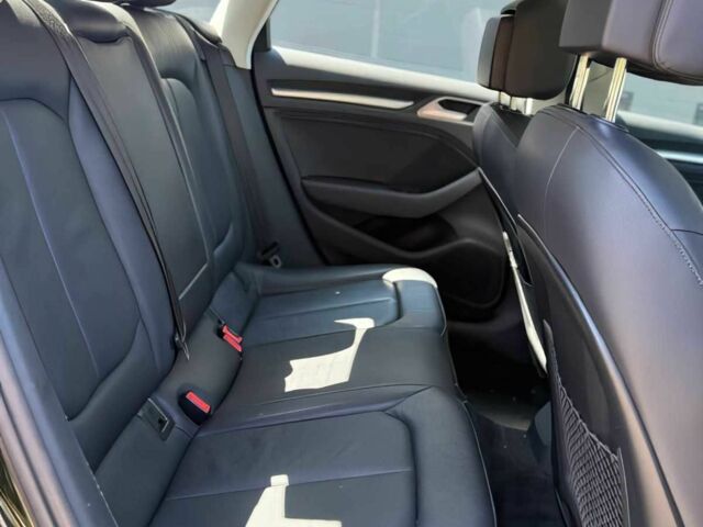 Черный Ауди А3, объемом двигателя 2 л и пробегом 75 тыс. км за 2400 $, фото 7 на Automoto.ua