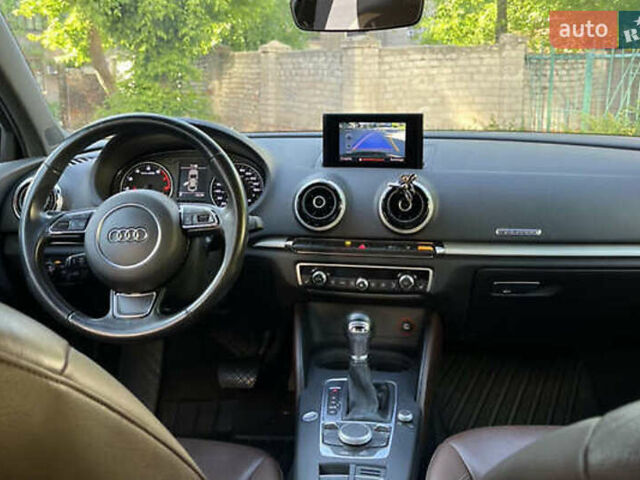 Черный Ауди А3, объемом двигателя 2 л и пробегом 114 тыс. км за 12000 $, фото 5 на Automoto.ua