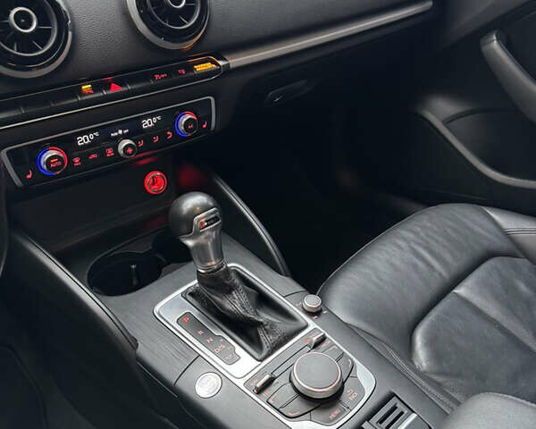 Чорний Ауді А3, об'ємом двигуна 1.8 л та пробігом 135 тис. км за 13499 $, фото 23 на Automoto.ua