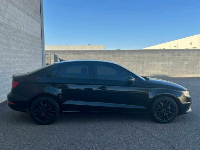 Черный Ауди А3, объемом двигателя 2 л и пробегом 79 тыс. км за 8800 $, фото 4 на Automoto.ua