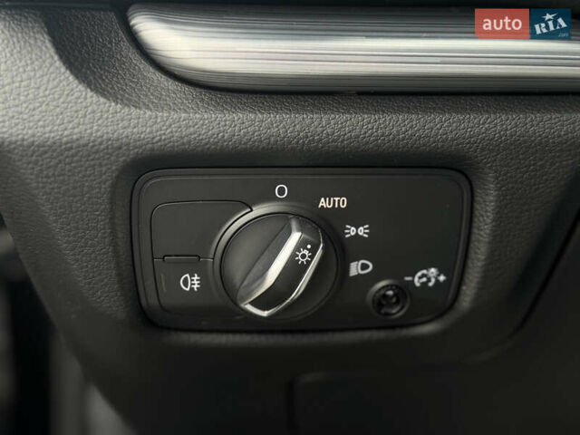 Чорний Ауді А3, об'ємом двигуна 1.8 л та пробігом 203 тис. км за 12999 $, фото 11 на Automoto.ua