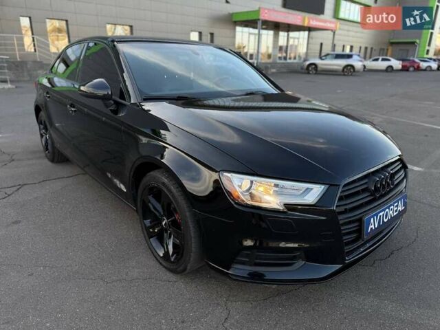 Ауді А3 2016 у Кривому Розі на Automoto.ua Чорний Ауді А3, об'ємом двигуна 1.98 л та пробігом 125 тис. км за 17000 $, фото 12 на Automoto.ua