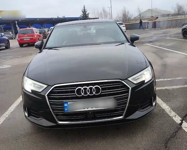 Черный Ауди А3, объемом двигателя 2 л и пробегом 87 тыс. км за 17599 $, фото 1 на Automoto.ua