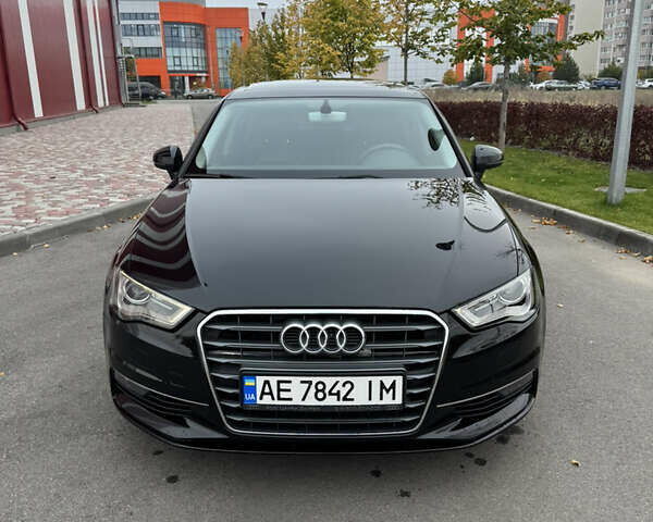 Ауди А3 2016 в Киеве на Automoto.ua Черный Ауди А3, объемом двигателя 1.97 л и пробегом 139 тыс. км за 17000 $, фото 8 на Automoto.ua